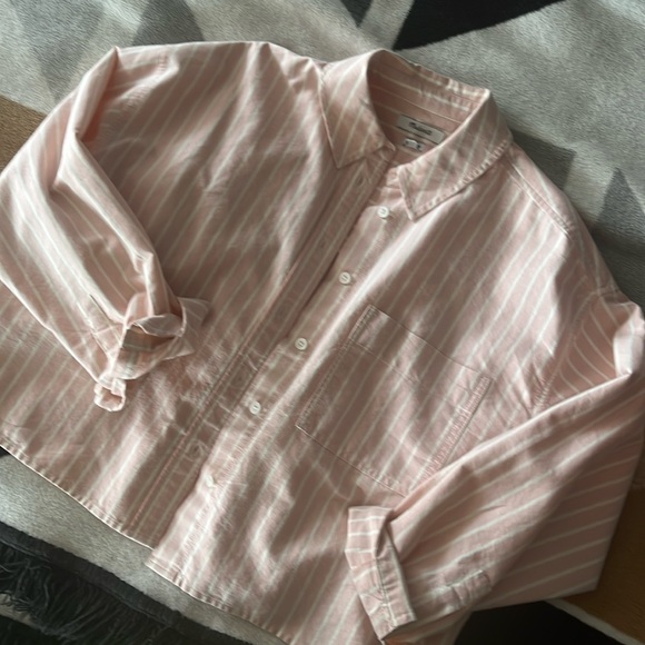 Oversized Signature Oxford Crop Shirt - Dusty Rose - Picture 2 of 7